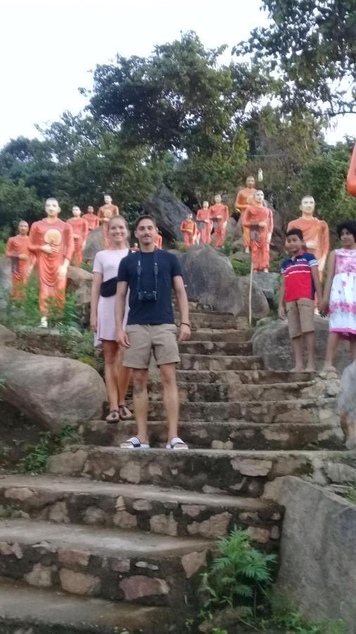 Lake Island Home Stay Dambulla Buitenkant foto